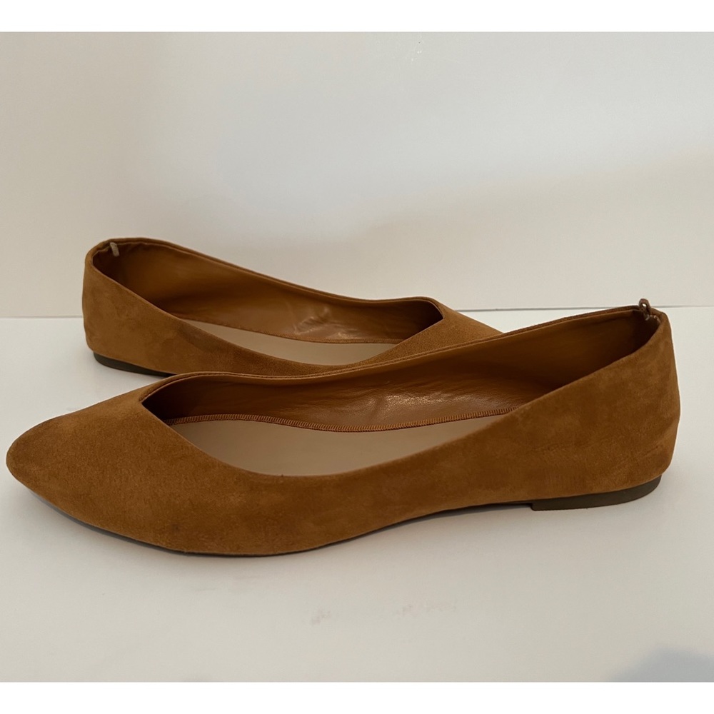 Old Navy Tan Flats